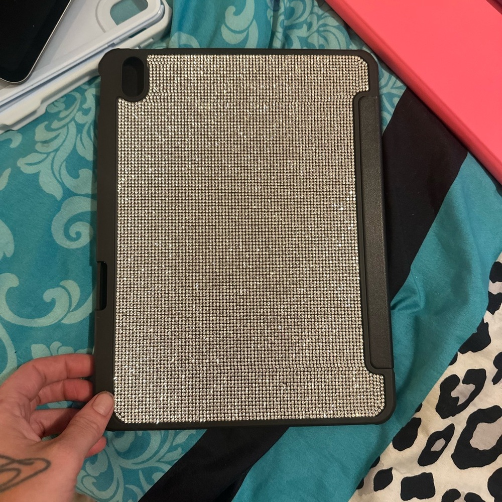 Pink Tablet Keyboard Case - Picture 5 of 6